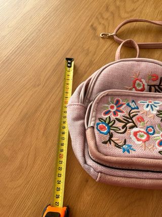 Mochila bolso bordada flores