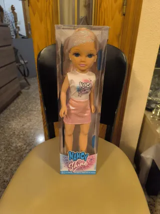Muñeca Nancy Shine