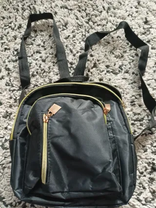 Mochila mini negra