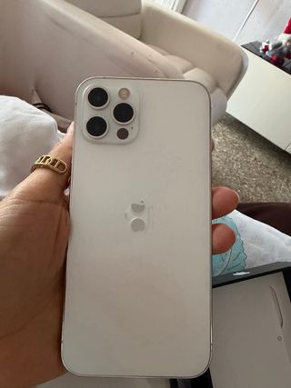 iPhone 12 Pro Plata / negociable