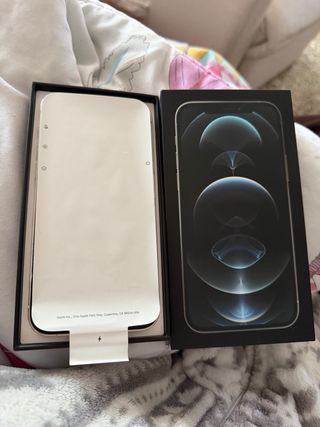 iPhone 12 Pro Plata / negociable