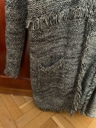 Chaqueta larga punto jaspeada gris