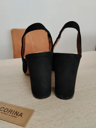 Zapatos CORINA Negro Terciopelo Destalonados tacón