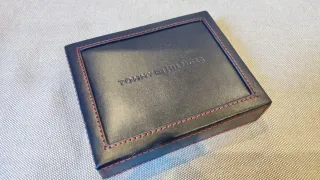 Cartera Tommy Hilfiger Cuero Negra Nueva