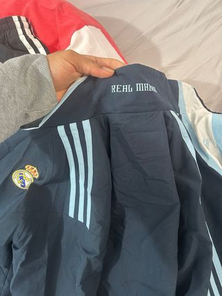 Chaqueta Adidas Real Madrid Azul y Blanca original