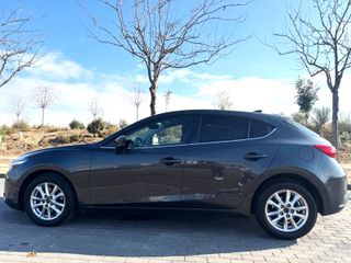 Mazda3 1.5 SKYACTIVD 77KW EVOLUTION