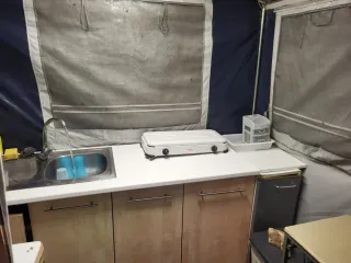 Parcela con caravana