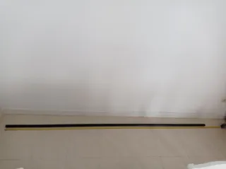 Barra de cortina y soportes metálicos