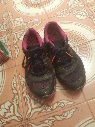 Zapatillas deportivas mujer negras y rosas