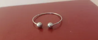 Orecchino o anello per corpo, cerchio aperto