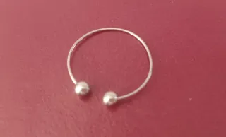 Orecchino o anello per corpo, cerchio aperto