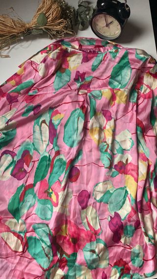 camisa Zara flores Talla S