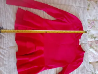 Jersey rojo volantes talla 11-12