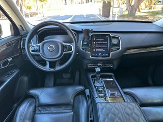 Volvo XC90 2019