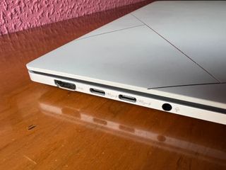 Asus Zenbook S 16 OLED - Ryzen AI 9 - 32GB - W11