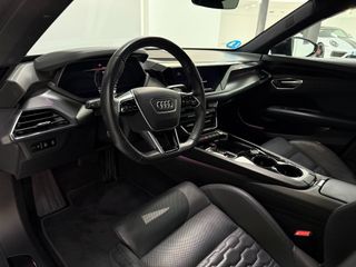 Audi e-tron GT 60 quattro 350kW (476CV)