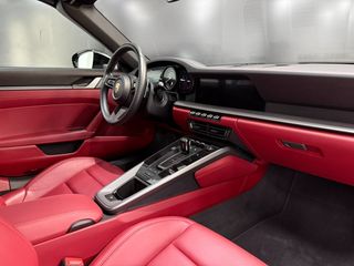 Porsche 911 Carrera Cabriolet