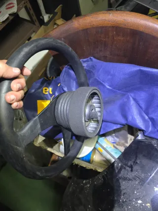 Volante Hyundai Negro,y volante momo