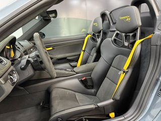 PORSCHE 718 Boxster Spyder RS