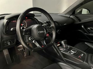 AUDI R8 5.2 FSI V10 plus 610CV quattro S tronic