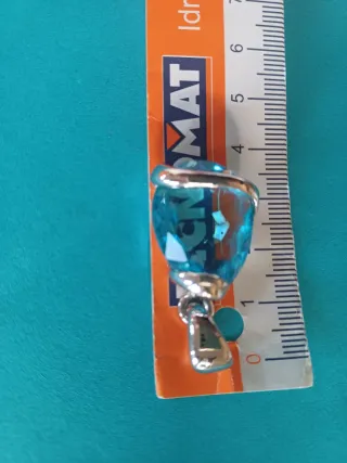 Ciondolo charm blu e argento