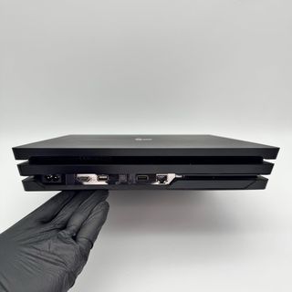 PlayStation 4 Pro (PS4 Pro) Sony Nera Con Fili