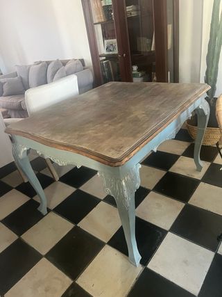 Mesa vintage de madera maciza