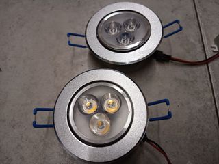 2 Faretti LED 3500K 220V