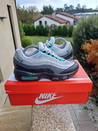 Nike Air Max 95 "Stadium Green"