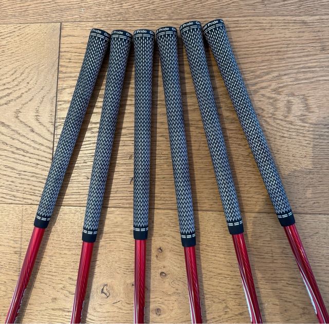 Hierros Taylormade Burner 2.0 (5-PW) gr.grip nuevo