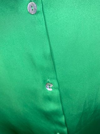 Camisa Satén Zara Verde.