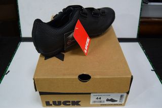 Zapatillas Ciclismo LUCK Talla 44 Nuevas