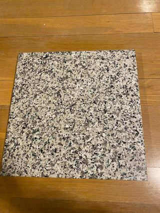 Baldosa de granito