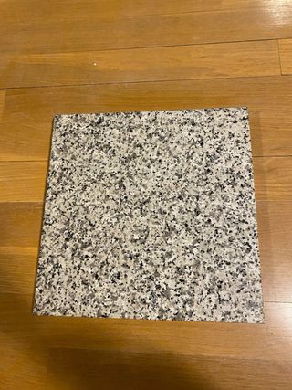 Baldosa de granito