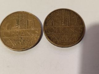 2 Monete 10 Franchi Francesi (1975, 1979)