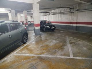 Garaje en venta en Ensanche - Diputación en Alicante