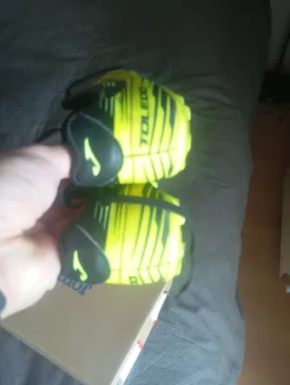 Scarpe da calcio per bambini Joma