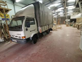 Nave industrial en venta en Cobeña