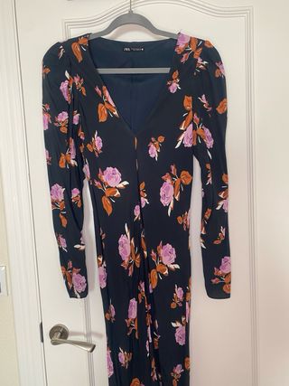 Vestido largo floral Zara