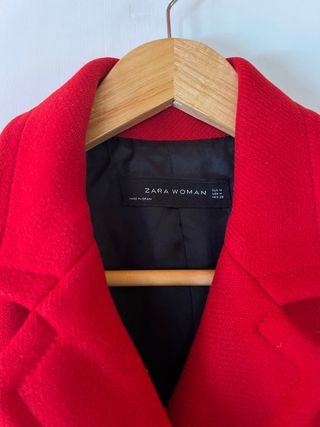 Abrigo Zara Woman Rojo Talla M