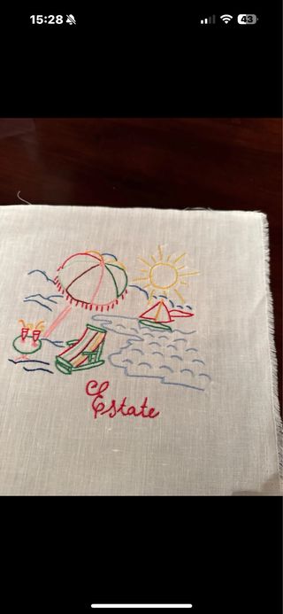 Le stagioni ricamate a mano da incorniciare