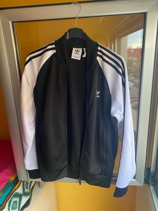Chaqueta Adidas Negra y Blanca Talla S