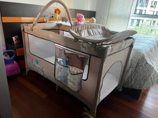 Cuna de viaje doble altura con colchón