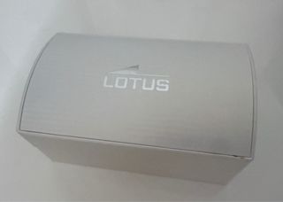 Reloj Lotus Mujer Negro y Plateado