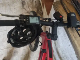 Bici Eléctrica Roja