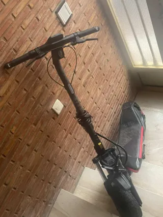 Patinete eléctrico Segway 25km  Precio negociable