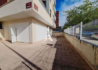 Local comercial en alquiler en Portillejo - Valdegastea en Logroño