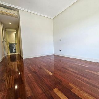 Piso en alquiler en Sanchinarro en Madrid