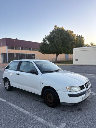 SEAT Ibiza 1.4 mpi 157.000km