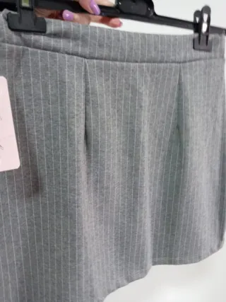 Gonna dritta gessata grigia